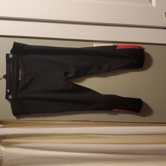 Maxed capri - Picture 2 of 7